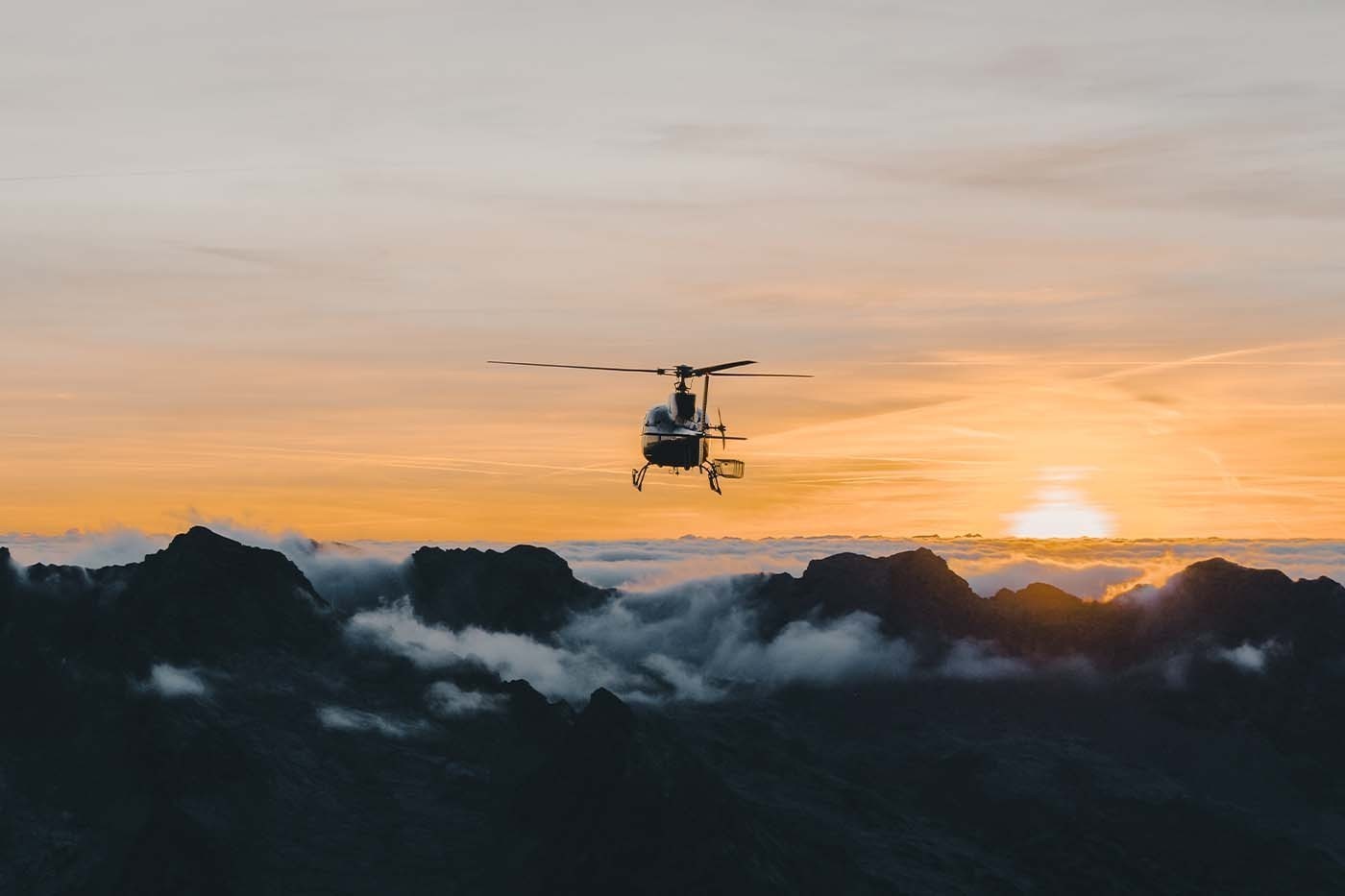 sennair sunset heli flight